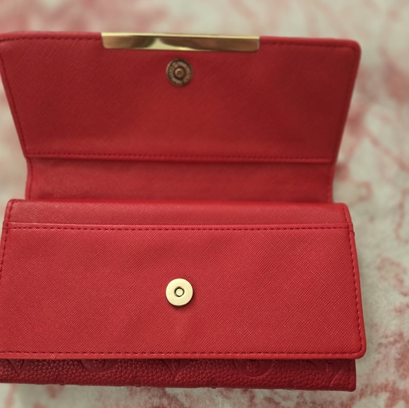 Red Women's Wallet - Picture 3 of 8